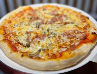 Pizza Calabrese