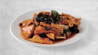 Tofu s bambusom i gljivama