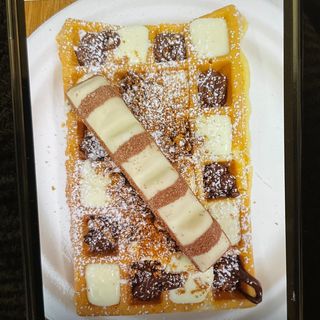 Waffle Kinder Bueno White