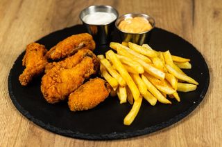 Box Aripioare-450g +doza pepsi