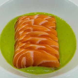 Sashimi Green Salmon - Sashimi di salmone con salsa Jalapeno