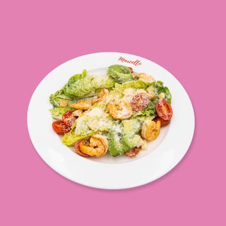 Sałata cezar z krewetkami i awokado