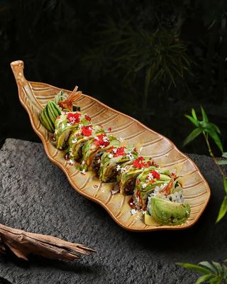 Dragon Roll (8 Pzs.)