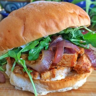 Bifana ou Prego Especial