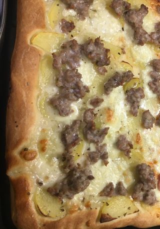 1 teglia patate e salsiccia