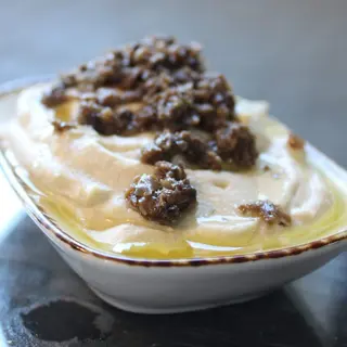 Hummus cu trufe