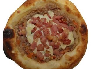 Carne bacon e queijo 