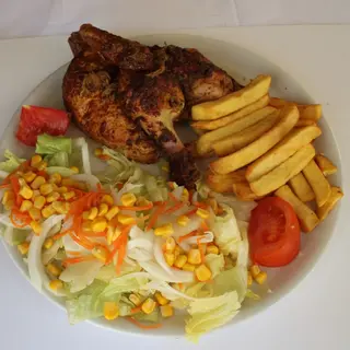1/2 pollo con patatas y ensalada