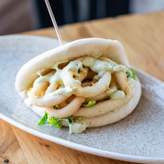 Bao de Calamar a la Andaluza