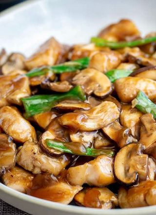 Crispy chicken bambo shoots 