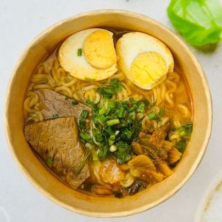 Рамьон середньої гостроти