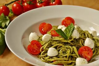 Spaghetti con Pesto