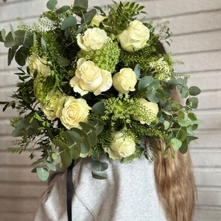 Media Docena Rosas Blancas