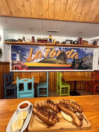 Chicharrón Con Arepa (Ración)