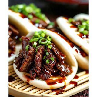 Crispy Beef Bao