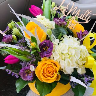 Aranjament floral aniversar