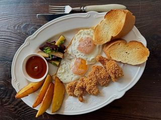 СНІДАНОК ПО-СЕЛЯНСЬКИ (375/30g)