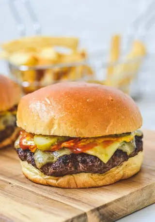 Cheeseburger - Frites
