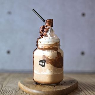 Kinder bueno bubble
