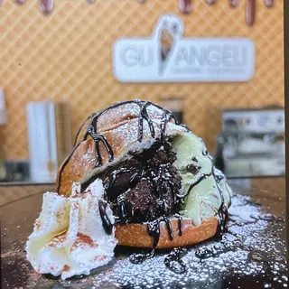 Brioche con Gelato