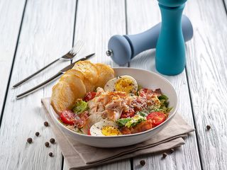 А-ля цезар з пастрамі із індички (300g)