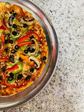 Pizza Mediana Vegetariana 