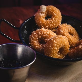 Aros De Queso Gouda Rebozadas En Maíz