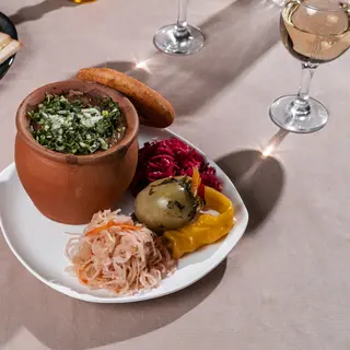 ლობიო ქოთანში