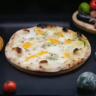 Пица Куатро Формаджи (500гр.)