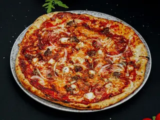 14. Pizza Luis Bbq (33 Cm.)