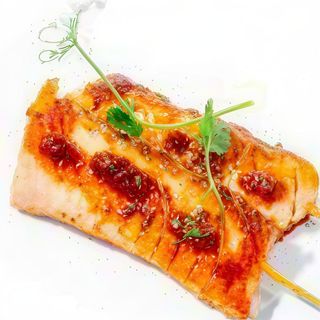 Salmón A La Plancha Con Salsa