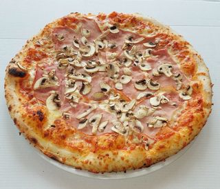 Pizza Capricciosa