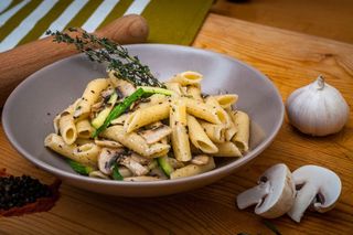 Paste cu trufe și zucchini