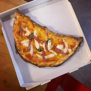 Calzone Ricotta E Salame (33 Cm.)