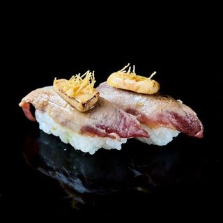 Nigiri Tonno scottato con foie gras 2 pz-141