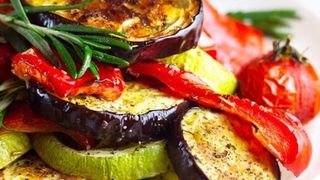 Piatto di verdure grigliate