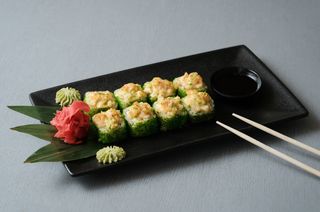 Թխած ռոլլ կանաչ դրագոն