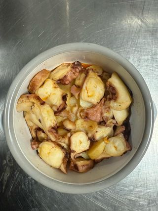 Pulpo al ajillo