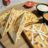 Quesadilla Pollo Y Queso