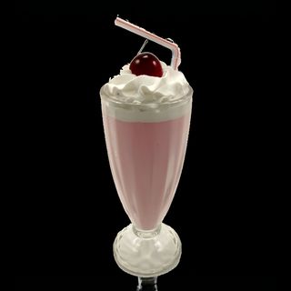 Молочный коктейль с арахисом и вишней (330 мл.)