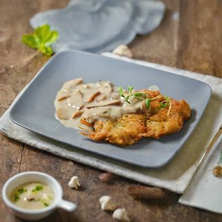 Placki z sosem grzyby leśne