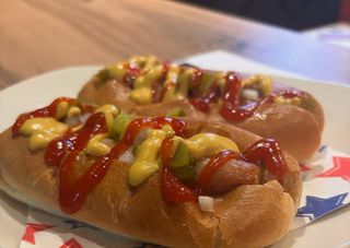 El perrito irlandés con patatas fritas