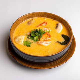 02c.Tom-Kha-Gai z warzywami