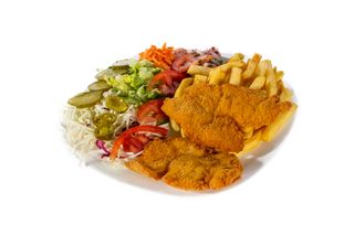 Snitel de pui la farfurie