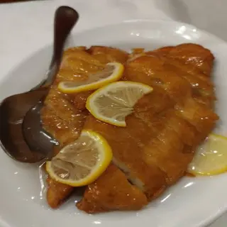 Pollo Con Salsa Limón