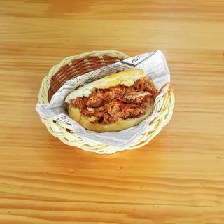 Arepa De Mechada