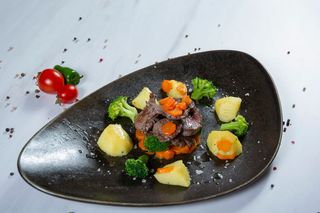 Tagliata di manzo con verdure 