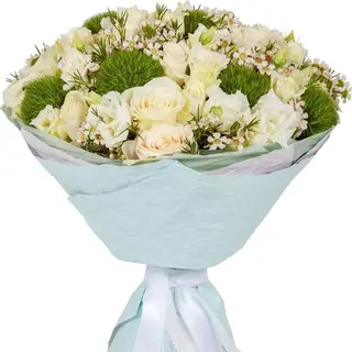 Buchet de flori „Armonie de Trandafiri și Lisianthus”