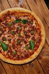 პიცა ბოლონეზე