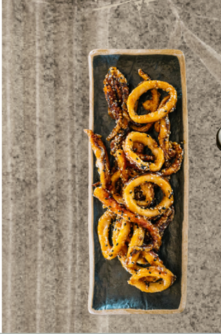 Хупкави калмари в сладък чили сос